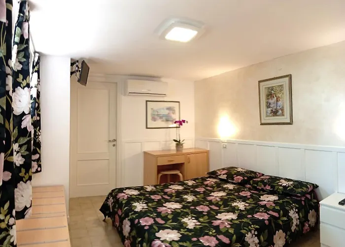 Διαμέρισμα Green Holiday Villa *