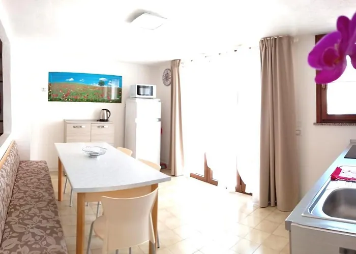 Green Holiday Villa * Μπιμπιόνε