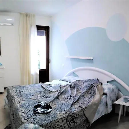 Green Holiday Villa דירה ביביונה