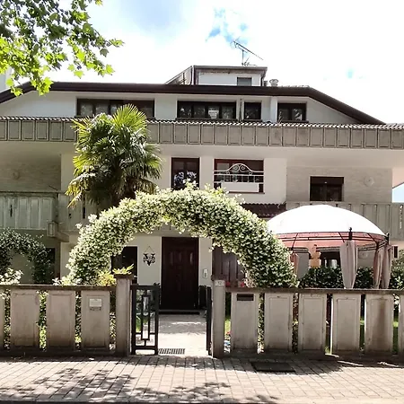 דירה Green Holiday Villa *