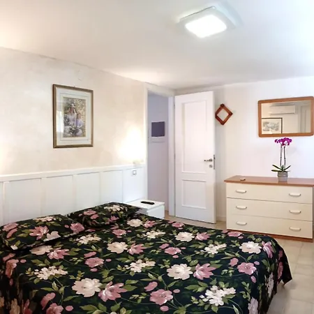 דירה Green Holiday Villa ביביונה