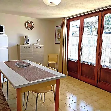 Green Holiday Villa *