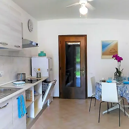 Green Holiday Villa Apartment *