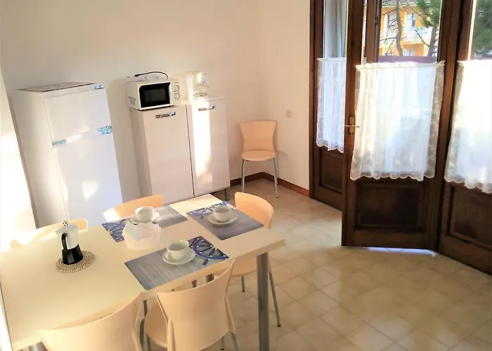 Green Holiday Villa *