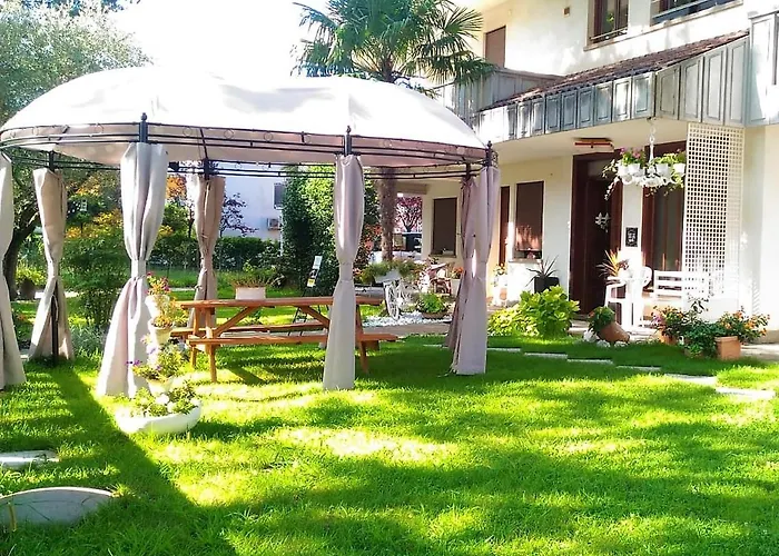 Lejlighed Green Holiday Villa *